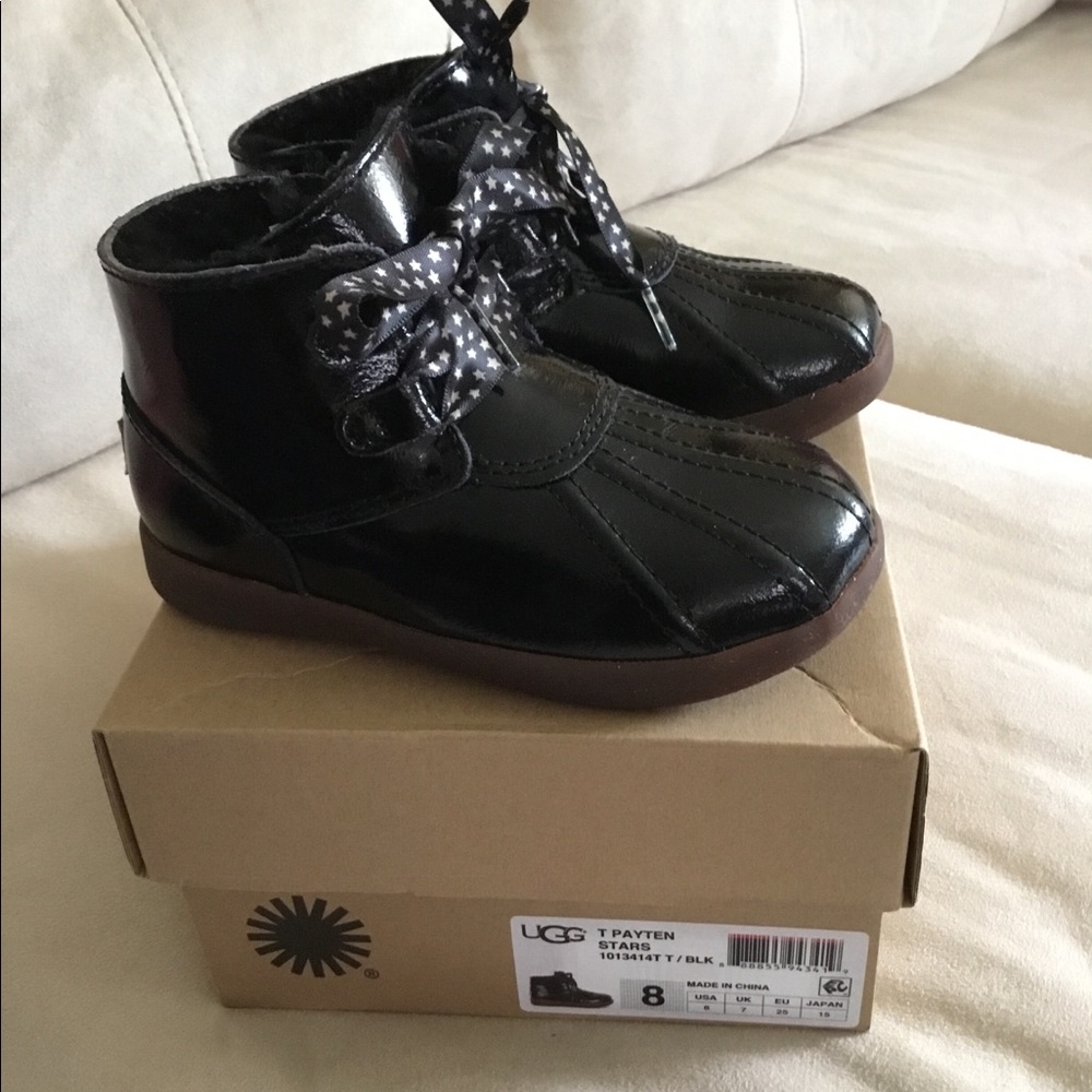 UGG black winter shoes for toddler 8
